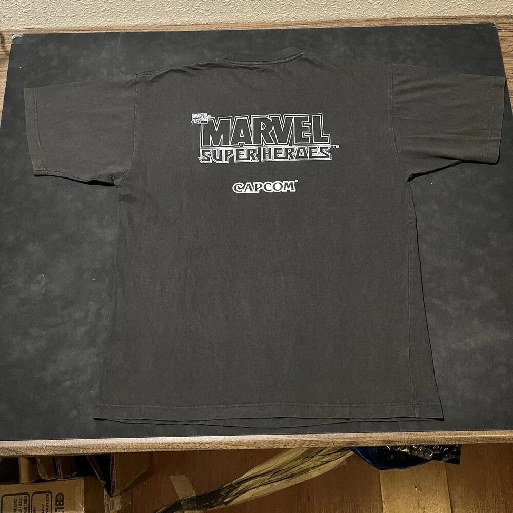 Vintage Marvel Super Heroes Capcom Video Game Shirt 90s Street Fighter Wolverine